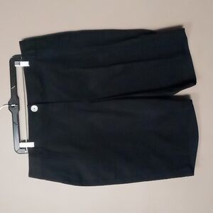 Studio Works Black Shorts w Pockets Size 18 NWT
